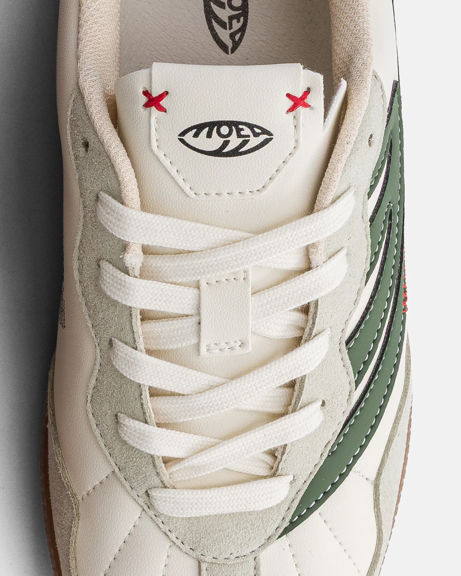 Flow WL - White & Green - Apple - Image 3